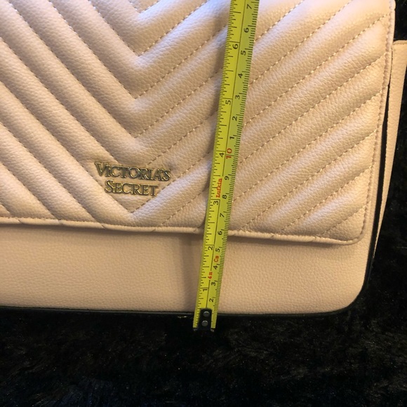 Victorias Secret Genuine Leather Pebbled  Crossbody Shoulder Bag - Picture 15 of 16